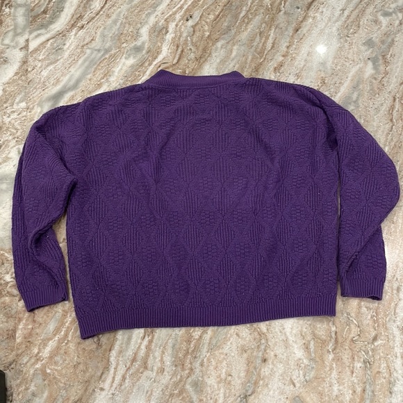 Ugly Christmas Sweater - Picture 5 of 11